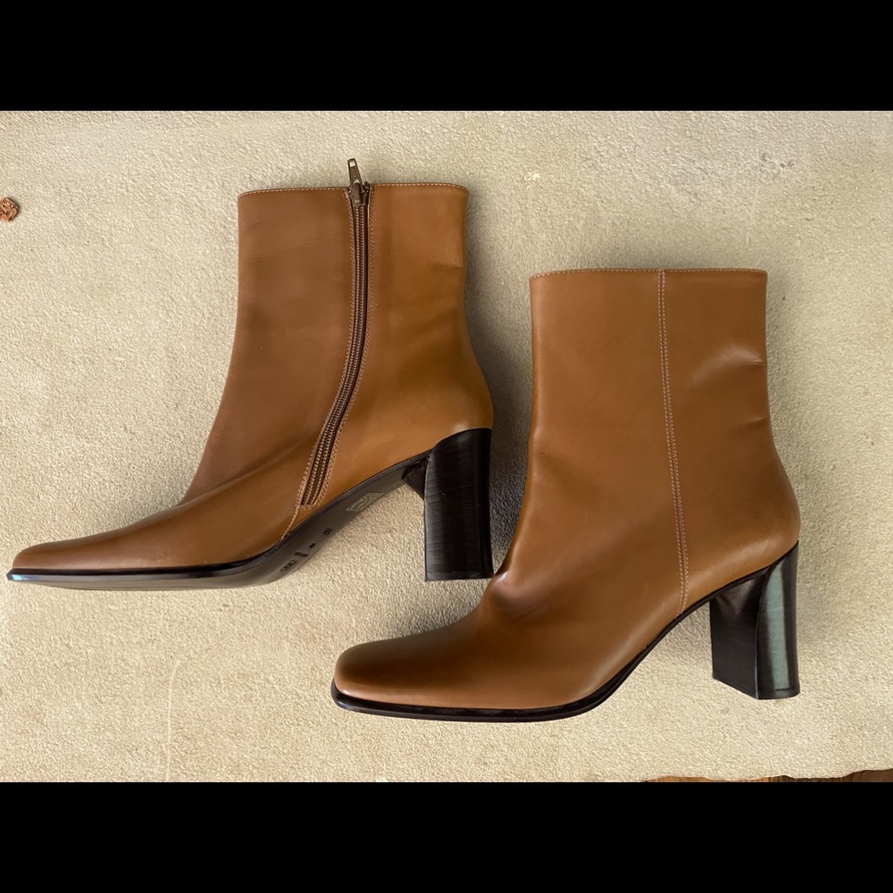 Never Worn Via Spiga Boots